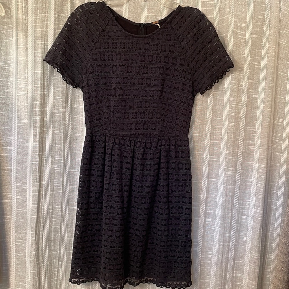 FREE PEOPLE size 0 black lace dress $20 🌸🌸🌸excellent condition🌸🌸